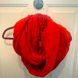 EUC Women’s Target Red Infinity Scarf